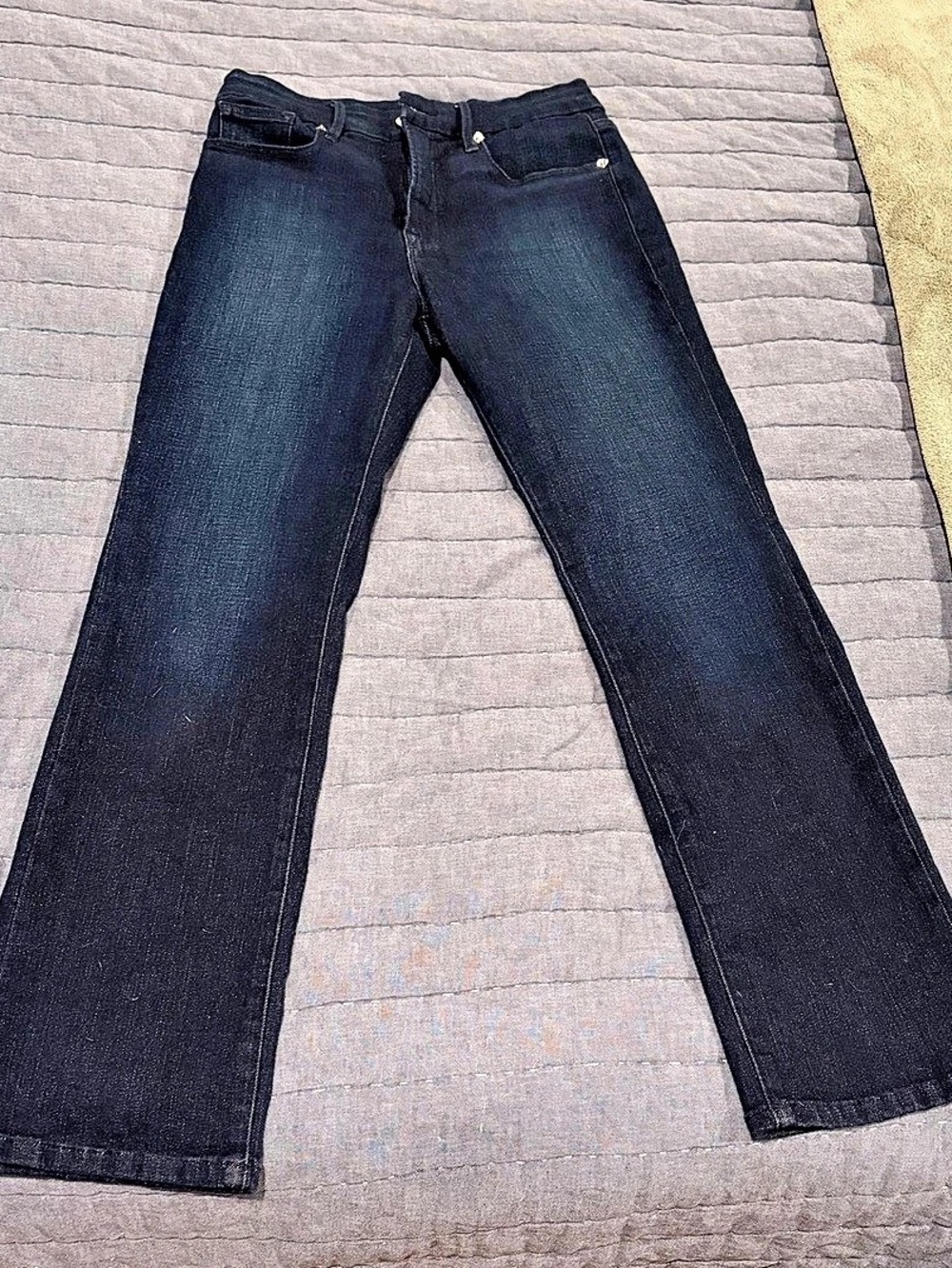 Good American Good Classic Bootcut Jeans in Blue Waist 28 (New without tags)